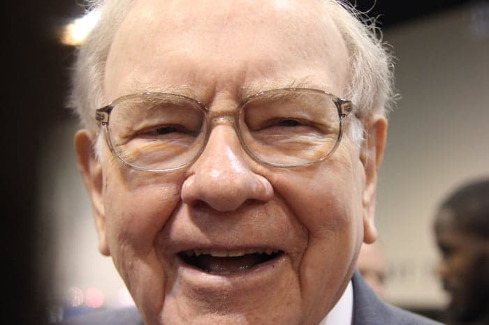 Warren Buffett's $75 Billion AI Gamble: He's Betting Big on These 3 'Magnificent' Stocks - Are YOU Ready?