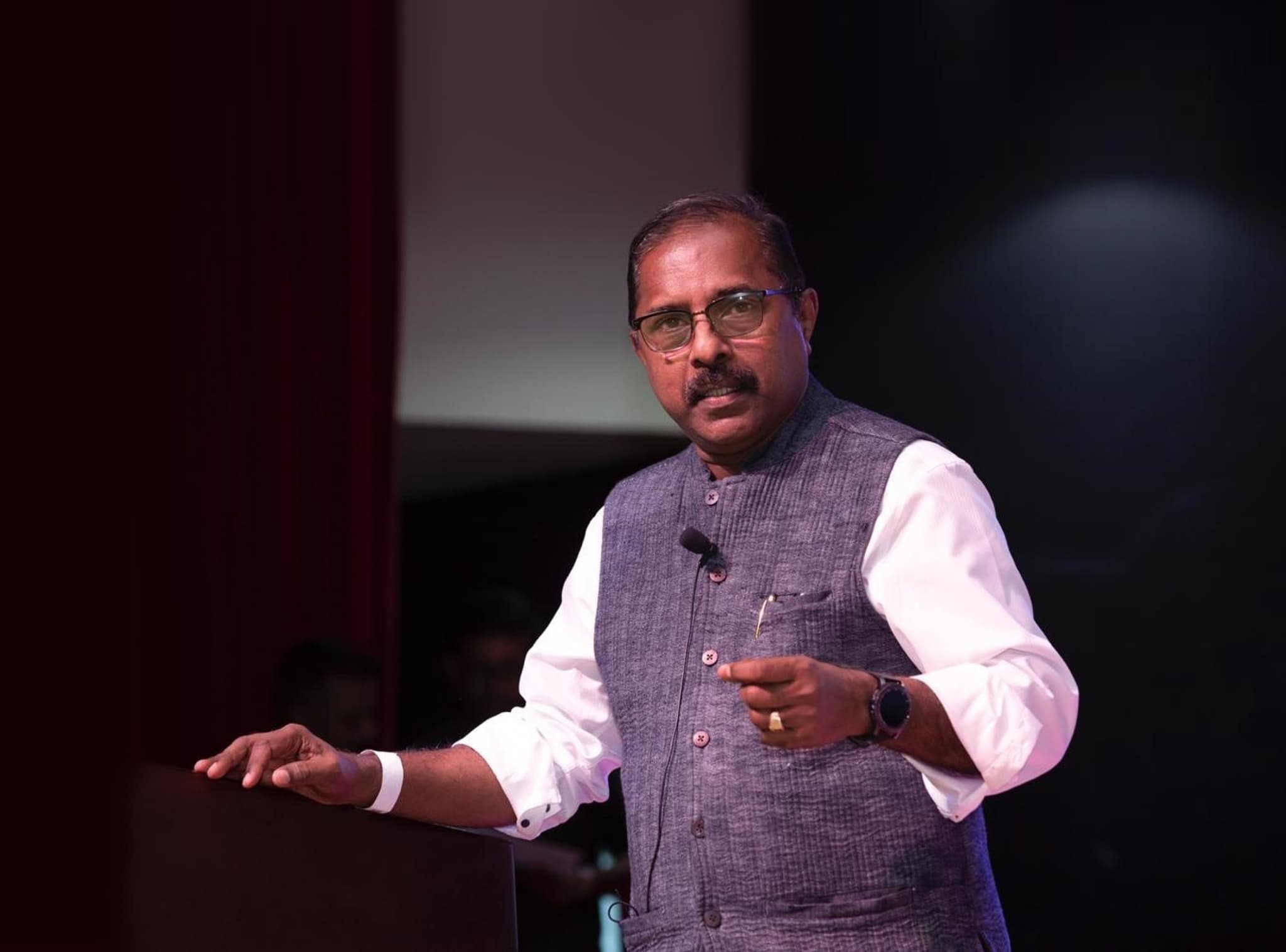 Sanjeev Shah