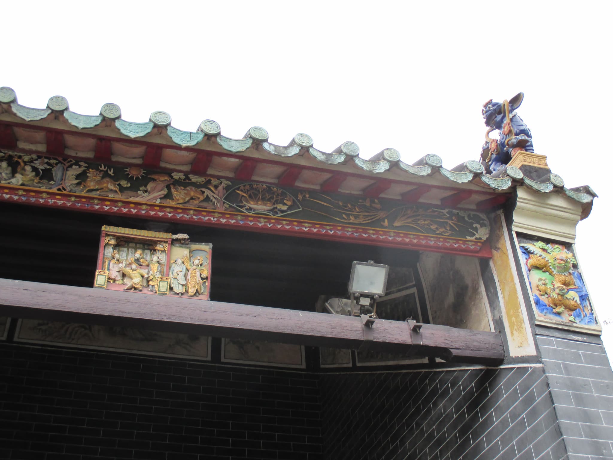 Ling Tang